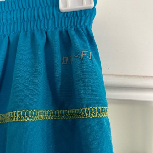 Barcelona Teal/Yellow Medium Nike Shorts #8 - Picture 5 of 7